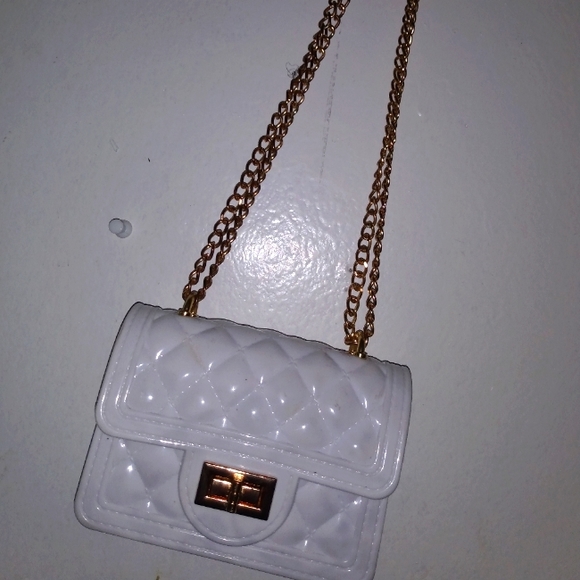 Mini Chiq Hand size Pocketbook - Picture 3 of 9